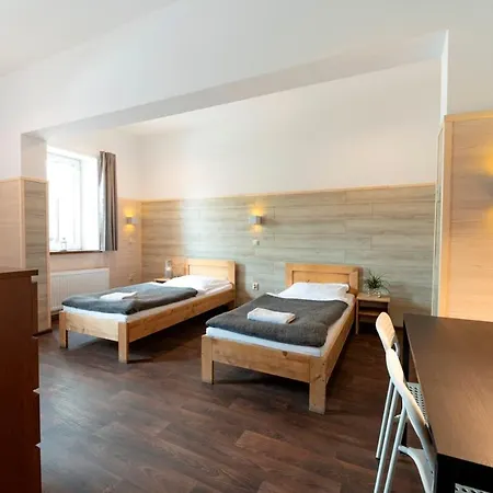 Aparthotel Goscinne Nad Jeziorem *